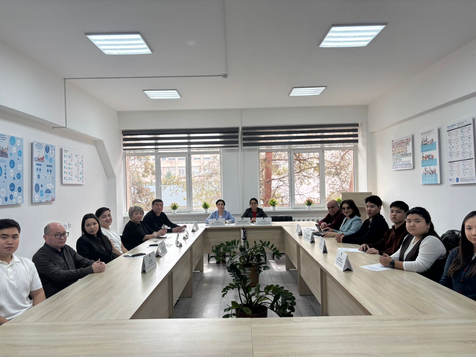 Академиялық басқару және білім беру сапасы: басшылар мен оқытушыларға арналған интенсив